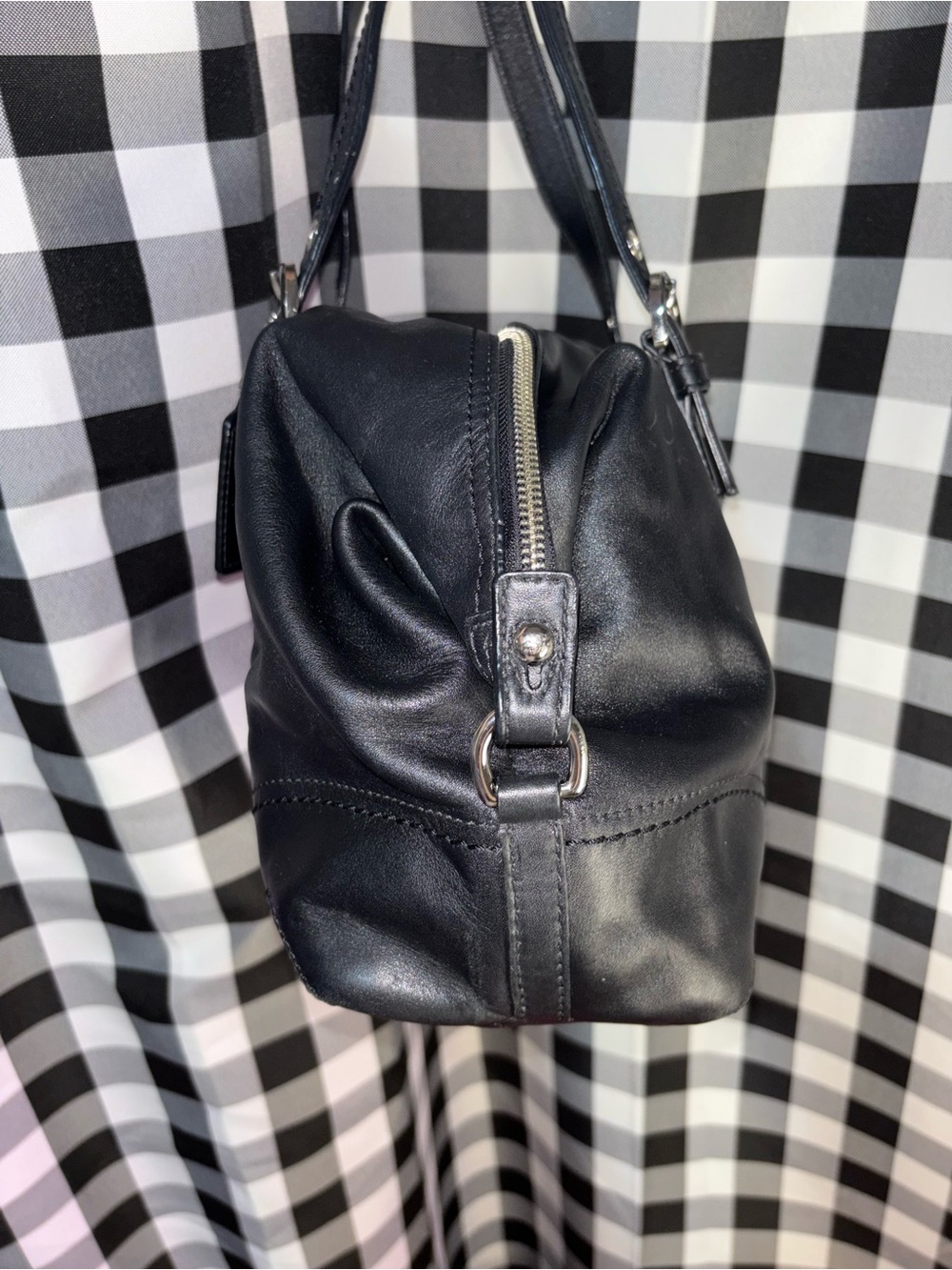 Coach SoHo Black Leather Shoulder Bag 2011 - Picture 4 of 8